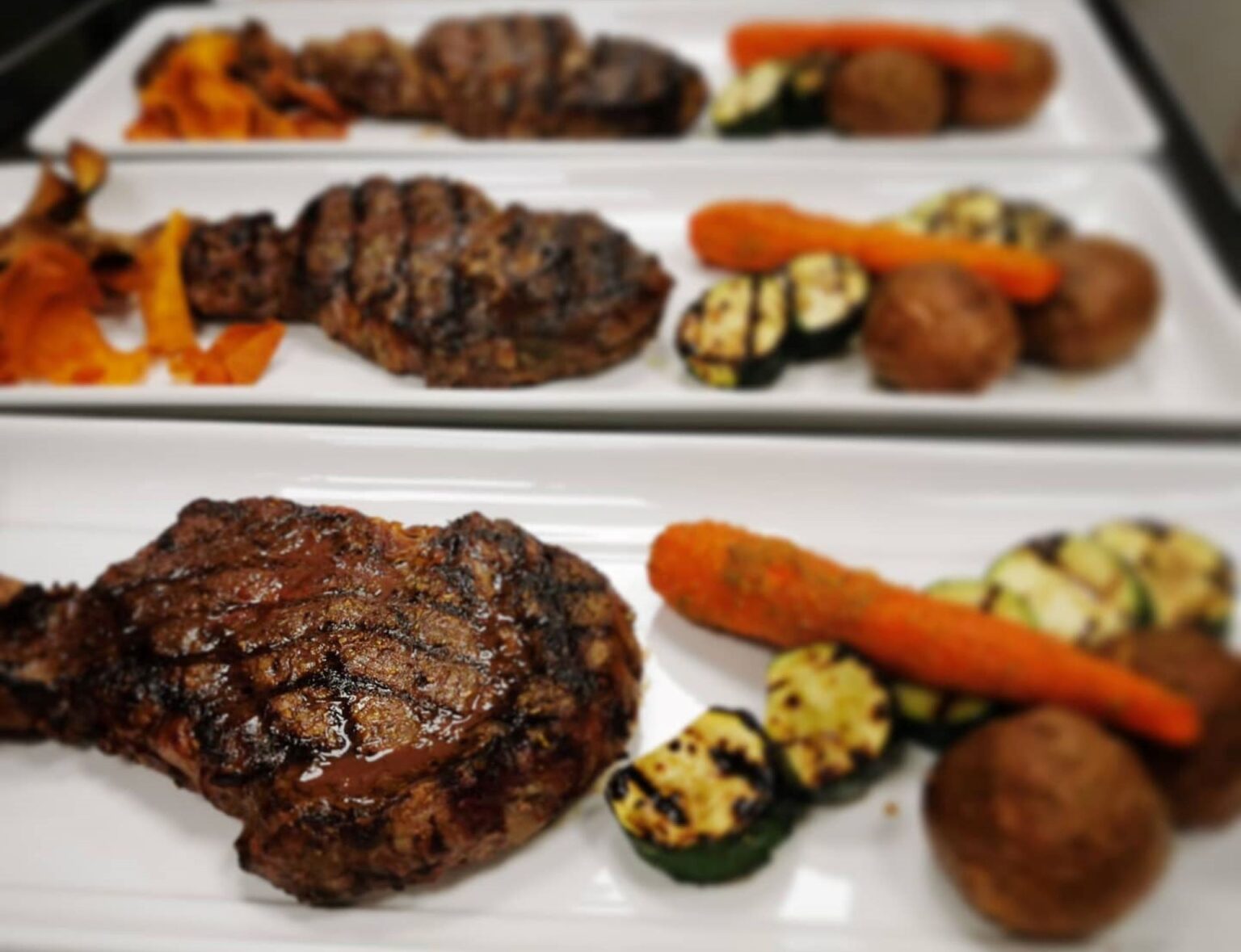 Elite Steak and Seafood Restaurant Tourism Windsor Essex Pelee Island