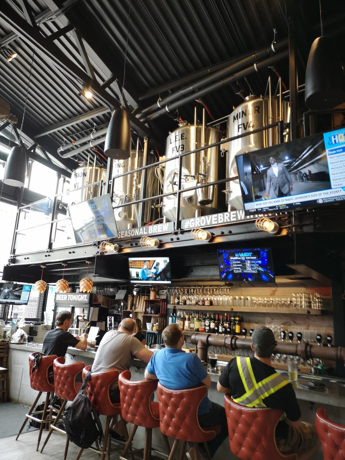 Exploring & Pouring through Windsor Essex's Barrels Bottles and Brews